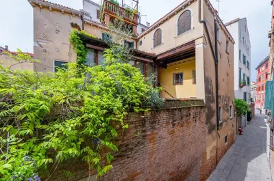 Edificio in cui si trova l'appartamento