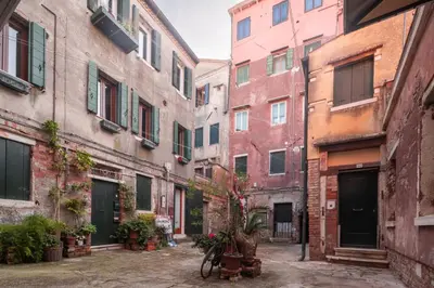 Edificio in cui si trova l'appartamento