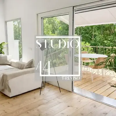 STUDIO 14 - apt design con terrazza sul fiume - 2 biciclette incluse - vicino al centro
