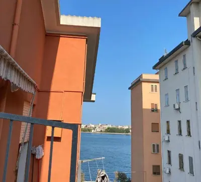Vista sul fiume nelle vicinanze dell'appartamento