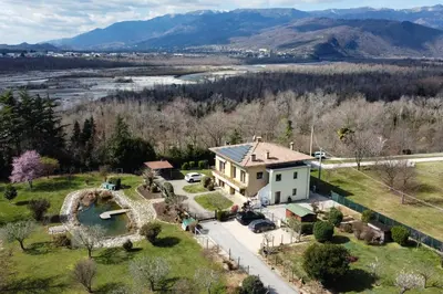 Paesaggio naturale nelle vicinanze della casa vacanze