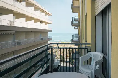Balcone o terrazza di [Blu Kobler] - Ampio appartamento fronte mare