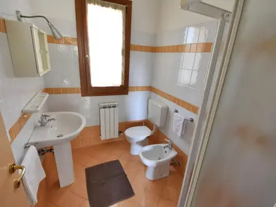 Bagno di Apartment Solmare-4 by Interhome