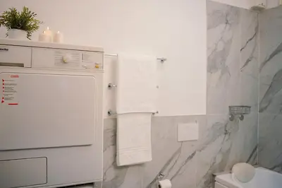 Bagno di Palladio Apartment - In Centro con Garage, Vista Fiume, Jacuzzi