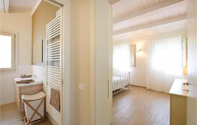 Planimetria di 2 Bedroom Gorgeous Home In Vò Euganeo