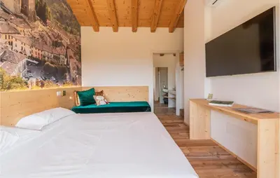 Letto o letti in una camera di Lovely Home In Volpago Del Montello