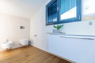 Bagno di LUXURY VILLA RUBIN with Jacuzzi POOL GYM & SPA near Venice and Padua