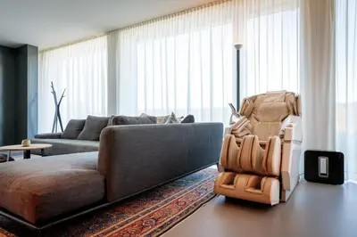 Area soggiorno di LUXURY VILLA RUBIN with Jacuzzi POOL GYM & SPA near Venice and Padua