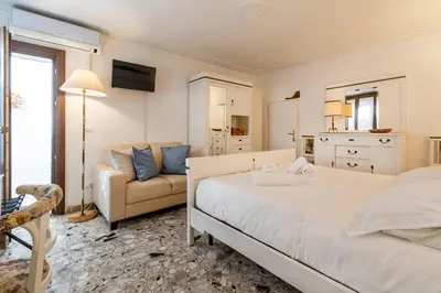 Letto o letti in una camera di Appartamento ai Miracoli