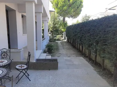 Giardino di Spazioso Appartamento in casa singola Padova con giardino