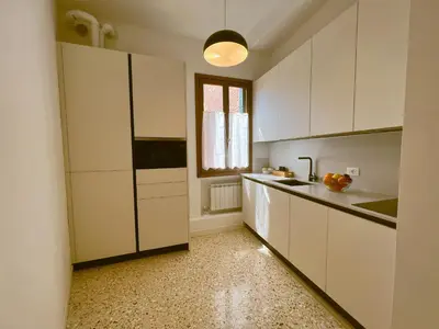 Cucina o angolo cottura di Splendid “True Venice Apartment” overlooking water