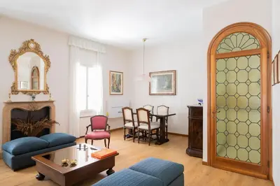Area soggiorno di Classy spacious apartment close to St.Mark square
