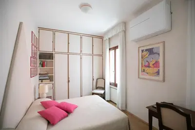 Letto o letti in una camera di Classy spacious apartment close to St.Mark square