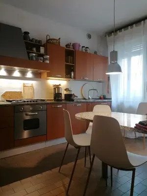 Cucina o angolo cottura di Ampi spazi, a piedi in centro.