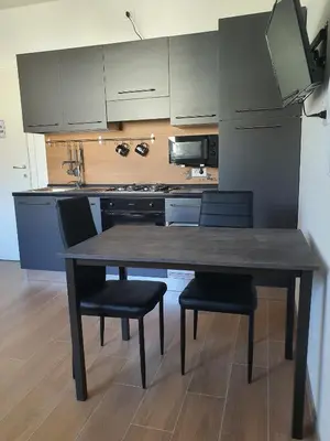 Cucina o angolo cottura di La Casa de Papel - Berlino - Self Check in, Smart Tv, tutti i confort, nuova costruzione