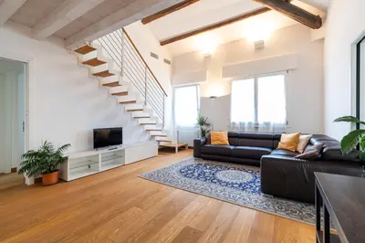 Area soggiorno di Clock's 2 bedrooms & 2 bathrooms & big terrace