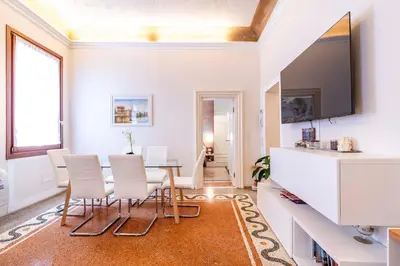 TV o dispositivi per l'intrattenimento presso Ca' Pestrin Suite House - San Marco Square