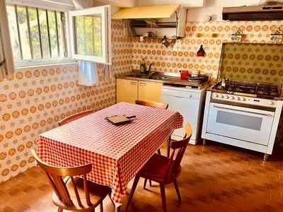 Cucina o angolo cottura di Spacious House Venice Lido near ferry and the sea