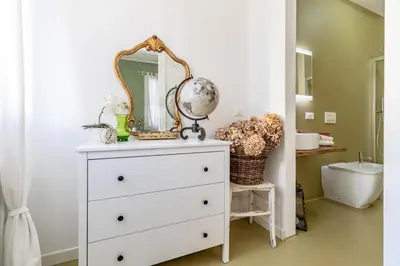 Bagno di Studio liberty a 100 metri dalle mura