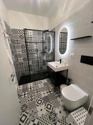 Bagno di Ca' Rioba - Patio Privato e Vista Canale a Cannaregio