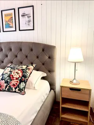 Letto o letti in una camera di Casa degli Albicocchi - near Venice - whole house with garden and free Prkg