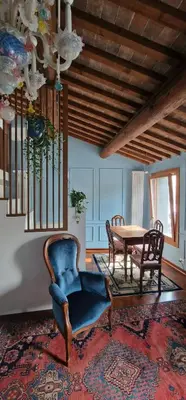 Area soggiorno di Elegante alloggio in casa storica-Borgo Portello