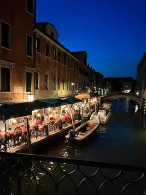 Vista sul fiume nelle vicinanze dell'appartamento