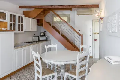 Cucina o angolo cottura di Accademia Charm Apartments by Wonderful Italy