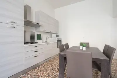 Cucina o angolo cottura di Accademia Charm Apartments by Wonderful Italy