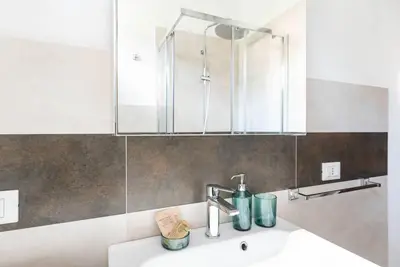 Bagno di enJoy Home - Piccolo monolocale zona Ospedale