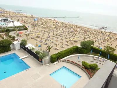 Piscina di Bagni Miramare Apartments o nelle vicinanze
