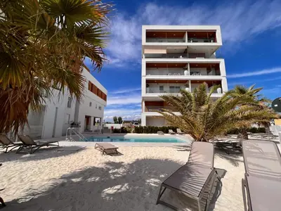 Piscina di Sun Beach Apartments o nelle vicinanze