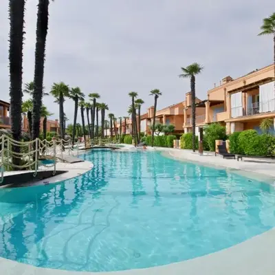 Laguna Village Apartments