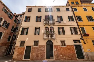 Edificio in cui si trova l'appartamento
