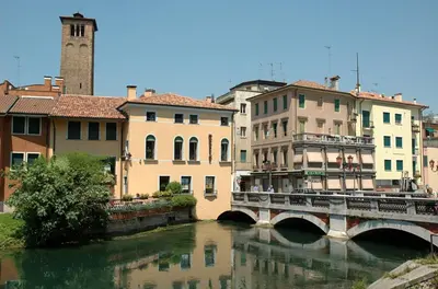 Vista sul fiume nelle vicinanze dell'appartamento