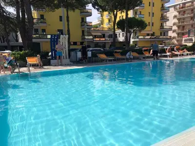 Piscina di Apartments in Lido di Jesolo 25361 o nelle vicinanze