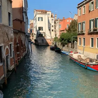 New View Canal Lovers Apartment
