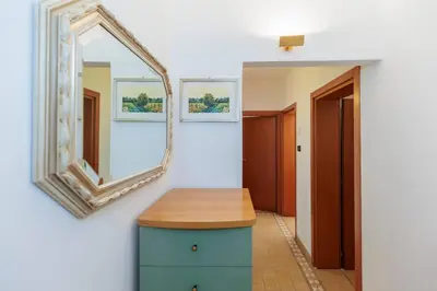 Planimetria di Casa Carla - Comodo appartamento in Venice Cannaregio - 2 Camere private