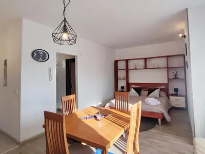 Letto o letti in una camera di Tia House - Bright Studio with Private Parking!