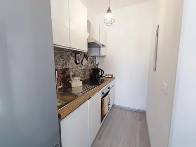 Cucina o angolo cottura di Tia House - Bright Studio with Private Parking!