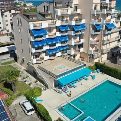 Costa Azzurra - Home Immobiliare