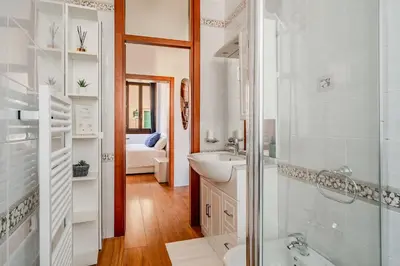 Bagno di Ca' Dino Venice - Canal View