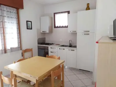 Cucina o angolo cottura di Apartments in Rosolina Mare 48309