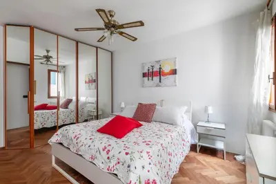Letto o letti in una camera di Venice Lovely Apatment for 7 person - AC -Wifi