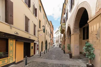 Il quartiere o una zona nella vicinanze dell'appartamento