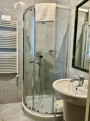 Bagno di Hotel Ristorante Ca' Nova