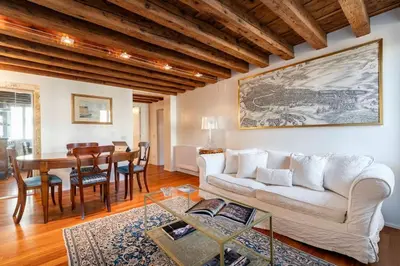 Area soggiorno di Ca’ Bruna San Trovaso Apartment