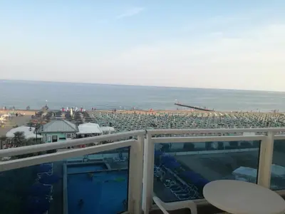 Vista generica sul mare o vista sul mare dall'interno dell'hotel