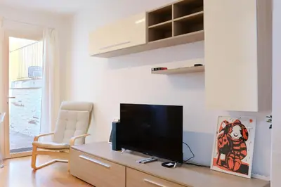 TV o dispositivi per l'intrattenimento presso [300metri dal DUOMO] Bilocale con Corte Privata