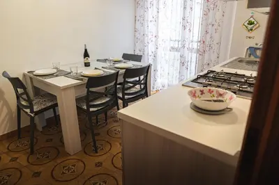 Cibo presso l'appartamento o nelle vicinanze